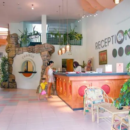 公寓 In Trakia Plaza *